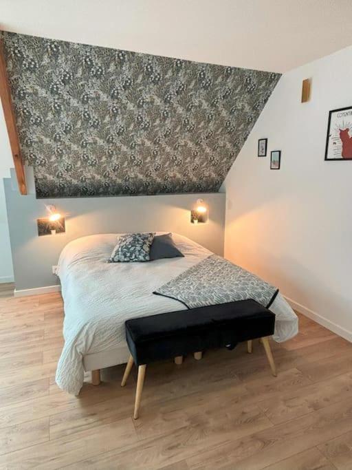 Duplex Parapluies De Cherbourg Netflix Parking Buitenkant foto