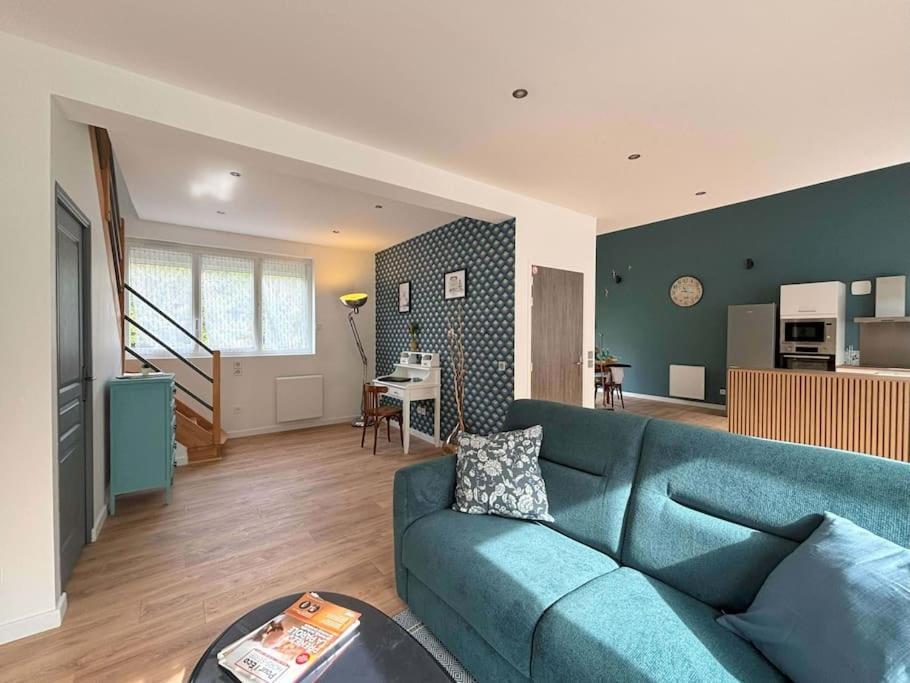 Duplex Parapluies De Cherbourg Netflix Parking Buitenkant foto